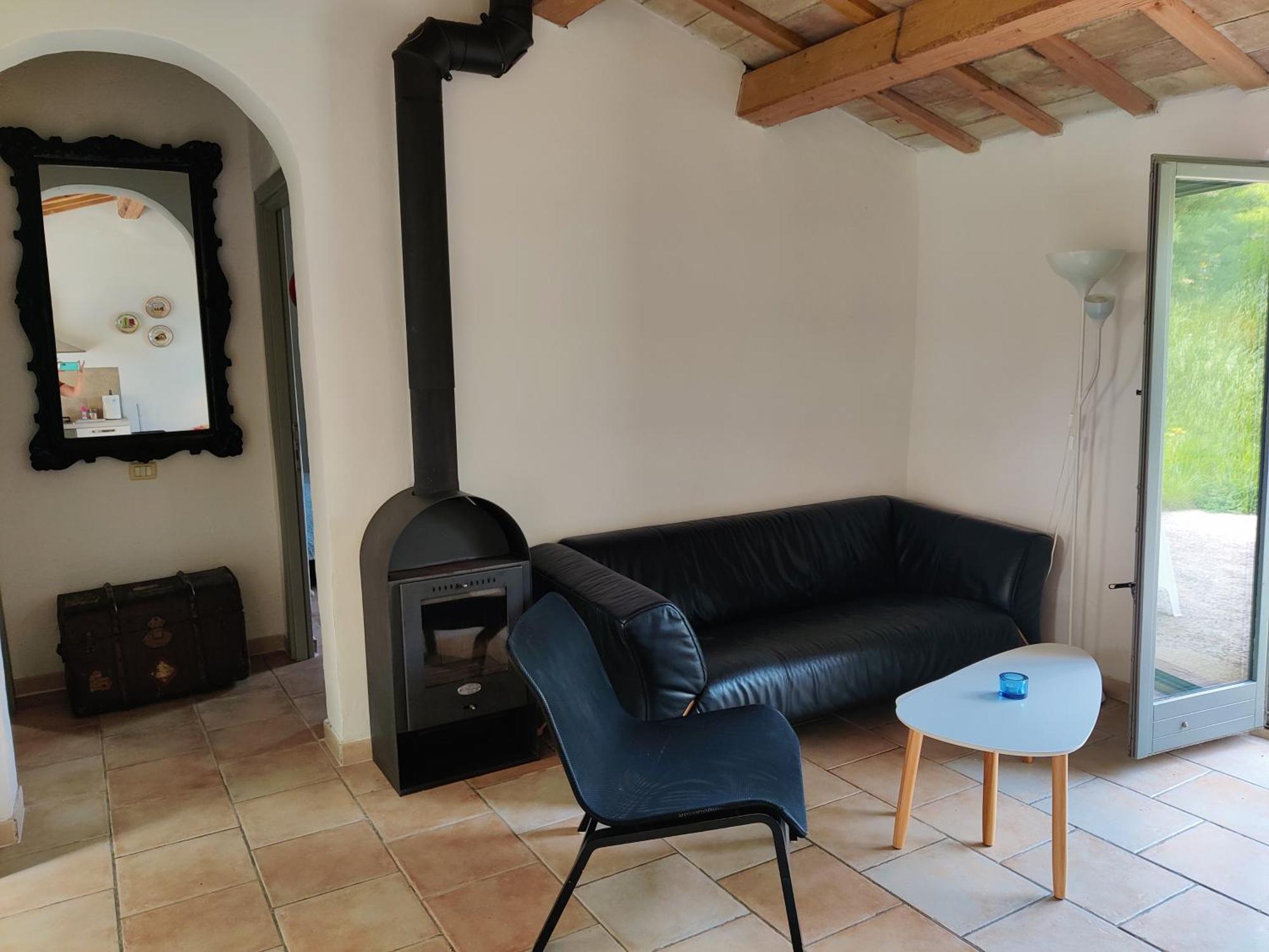 Rustico Del Bozzo Casa de hóspedes Castelleone di Suasa Exterior foto